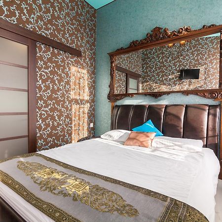 Austrian Apartments Leopolli Near Railway Station Lwów Zewnętrze zdjęcie