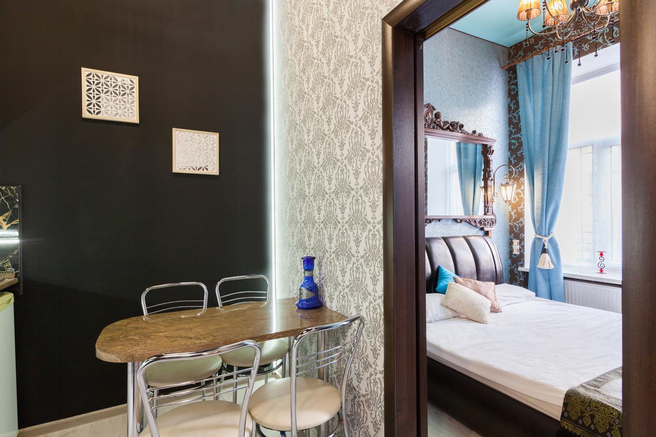 Austrian Apartments Leopolli Near Railway Station Lwów Zewnętrze zdjęcie